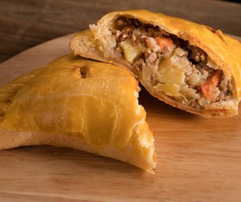 BEEF & VEGETABLE PASTY