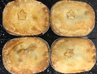 SMALL CHICKEN PIES