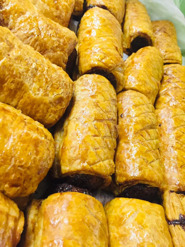 HOMEMADE SAUSAGE ROLL